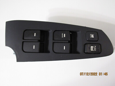 Công Tắc Lên Xuống Kính Tổng Có Auto Kia Forte / Cerato Mã phụ tùng 935701M010WK