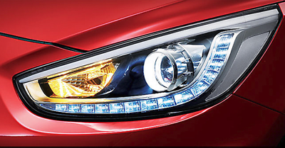 Đèn Pha Phải Kia Rio Mã phụ tùng 921021W500