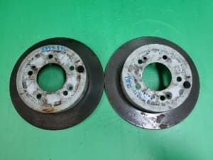Hộp Lọc Gió Sơ Cấp Kia Carens / rondo Mã phụ tùng 281101D100