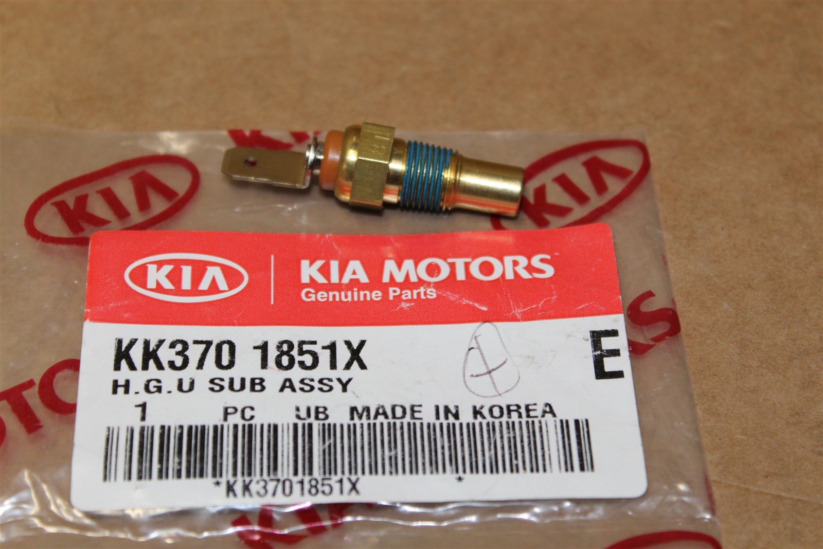 Cảm Biến Nhiệt Báo Đồng Hồ Kia Pride Mã phụ tùng KK1501851X