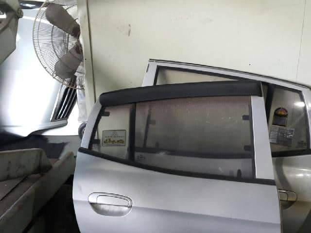 Cánh Cửa Sau Phải Kia Morning / Picanto Mã phụ tùng 7700407000
