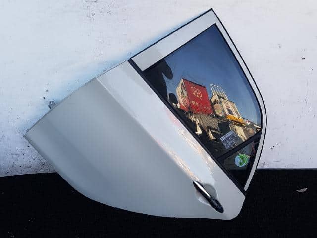 Cánh Cửa Sau Trái Kia Morning / Picanto Mã phụ tùng 770031Y000