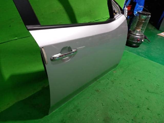 Cánh Cửa Trước Phải Kia Forte / Cerato Mã phụ tùng 760041M000