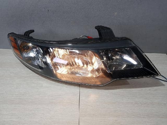 Đèn Pha Phải (Mí Trắng Có Điều Khiển Điện) Kia Forte / Cerato OEM 921021M001