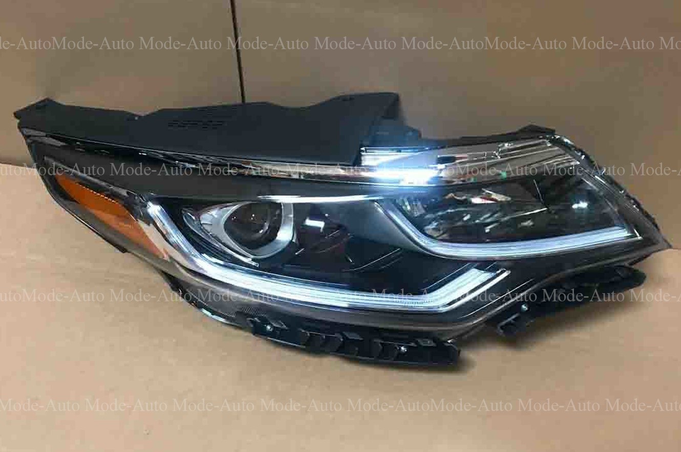 Đèn Pha Phải (Mí Trắng Có Điều Khiển Điện) Kia Forte / Cerato Mã phụ tùng 921021M020