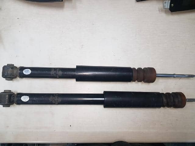 Giảm Xóc Sau Kia Morning / Picanto Mã phụ tùng 5531007001