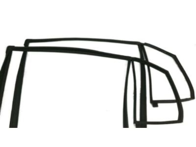Gioăng Trượt Kính Trước - R Kia Forte / Cerato Mã phụ tùng 825401M000