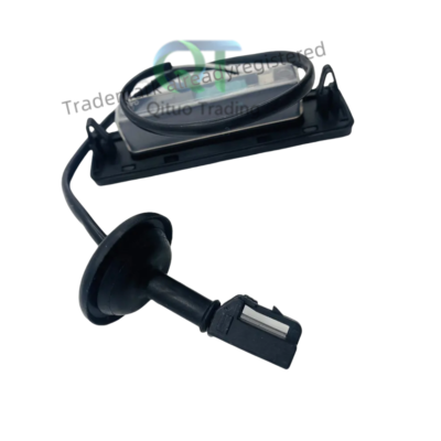 Ốp Ngang Cửa Hậu Phía Trên Kia Carens / rondo Mã phụ tùng 817601D000QW