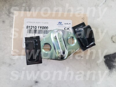 Chết Ngậm Cốp Hậu Kia Morning / Picanto Mã phụ tùng 812101Y000