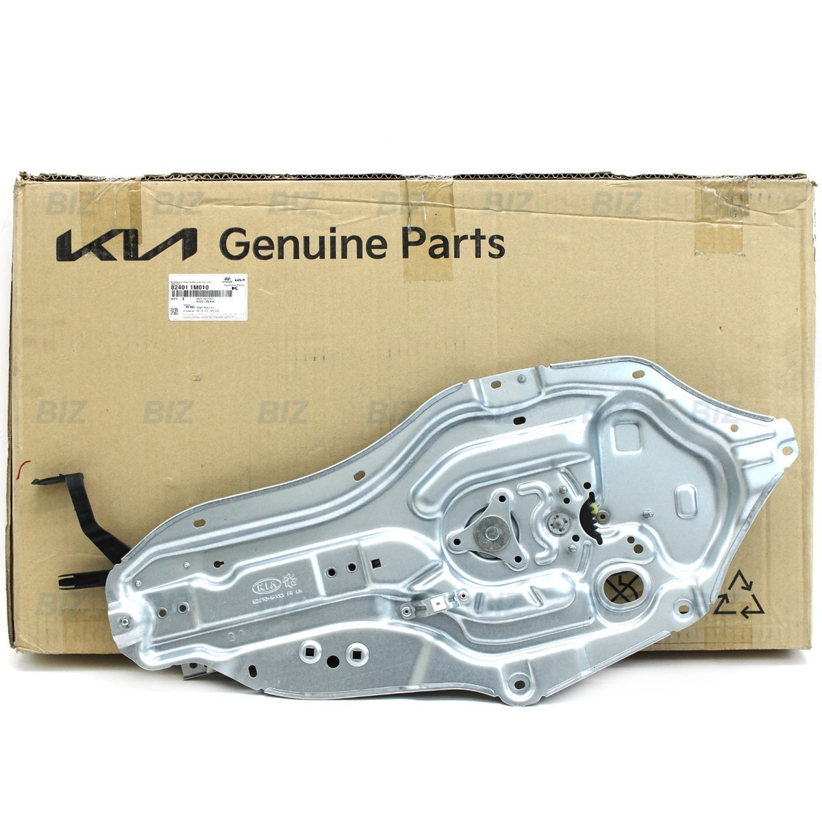 Compa Lên Kính Cánh Cửa Trước - L Kia Forte / Cerato Mã phụ tùng 824011M010