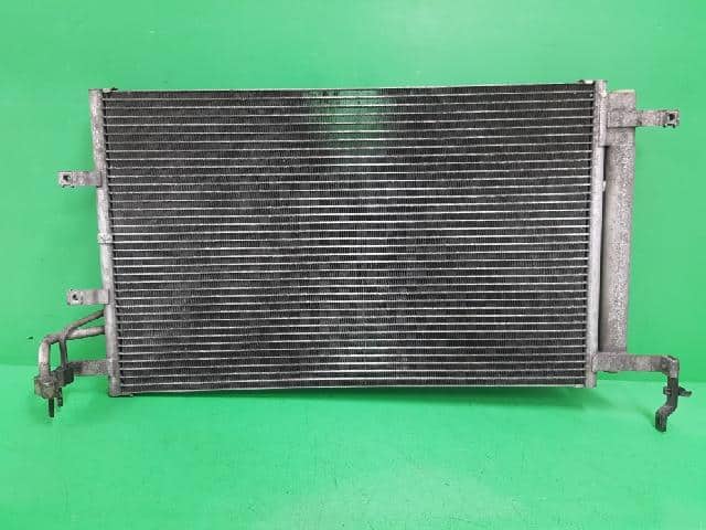 Giàn Nóng Kia Forte / Cerato Mã phụ tùng 976062F001