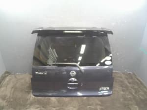 Cánh Cửa Trước Trái Kia Carens / rondo Mã phụ tùng 760031D010