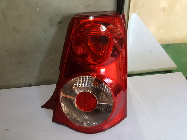 Đèn Hậu Phải Viền Đỏ Kia Morning / Picanto Mã phụ tùng 9240207500