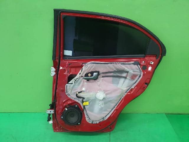 Cánh Cửa Sau Phải - 5 Cửa Kia Rio Mã phụ tùng 770041W210