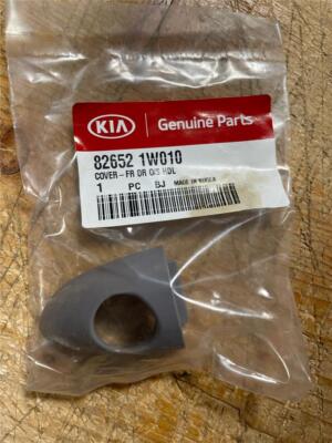 Đuôi Tay Mở Cửa Trái Kia Rio Mã phụ tùng 826521W010