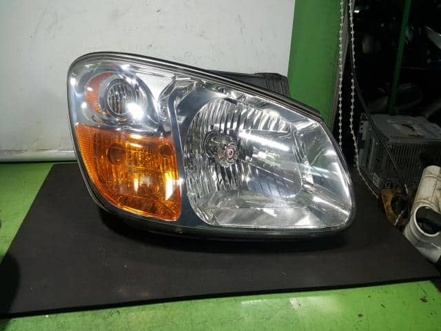 Đèn Pha Phải Kia Forte / Cerato Mã phụ tùng 921022F500