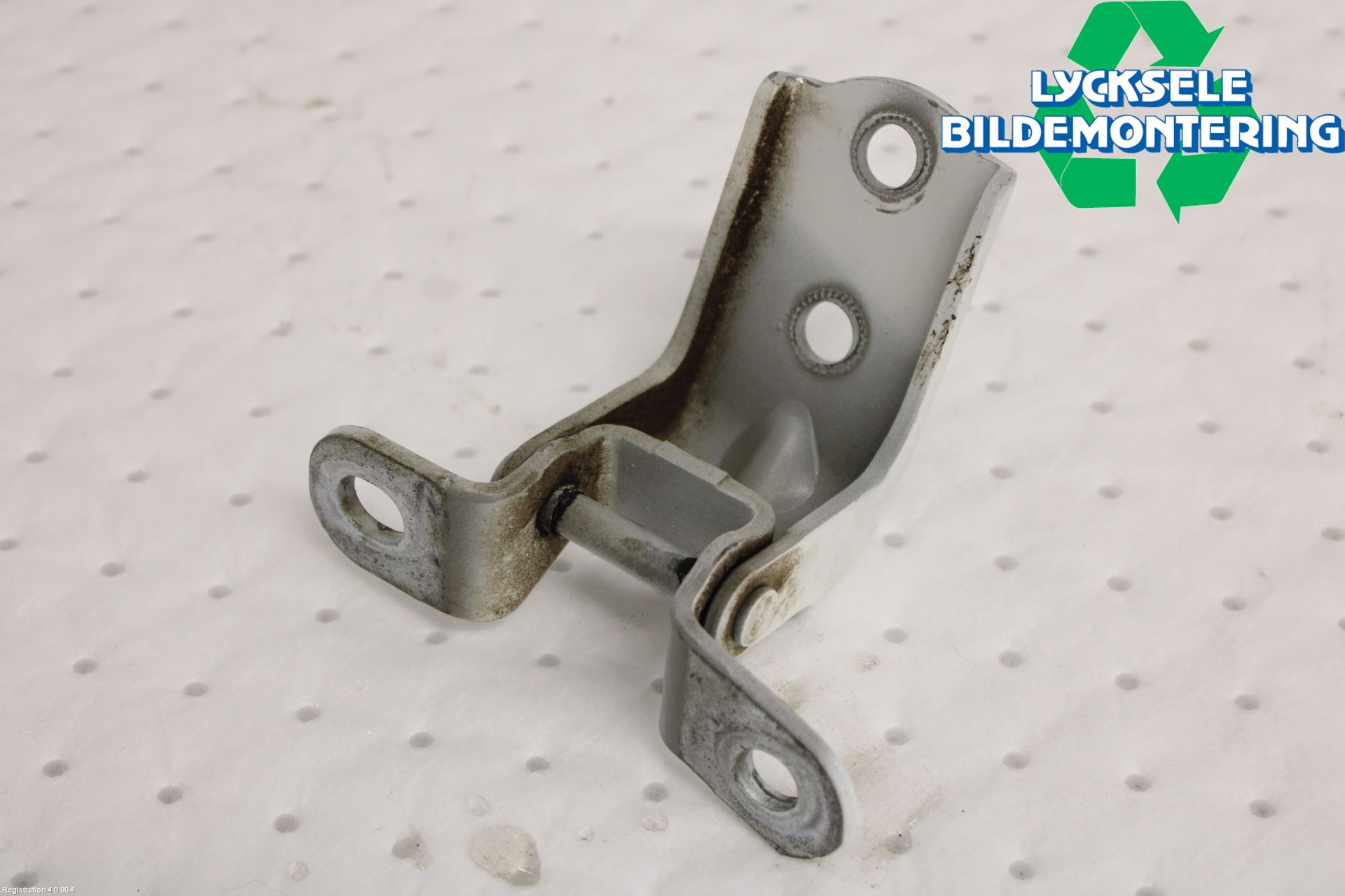 Bản Nề Cánh Cửa Trước Trái - Trên Kia Morning / Picanto Mã phụ tùng 793101Y000