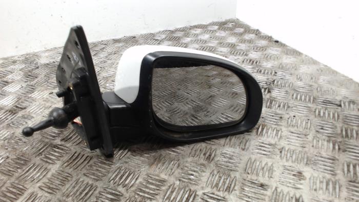 Gương Chiếu Hậu Cơ Phải Kia Morning / Picanto Mã phụ tùng 8762007053