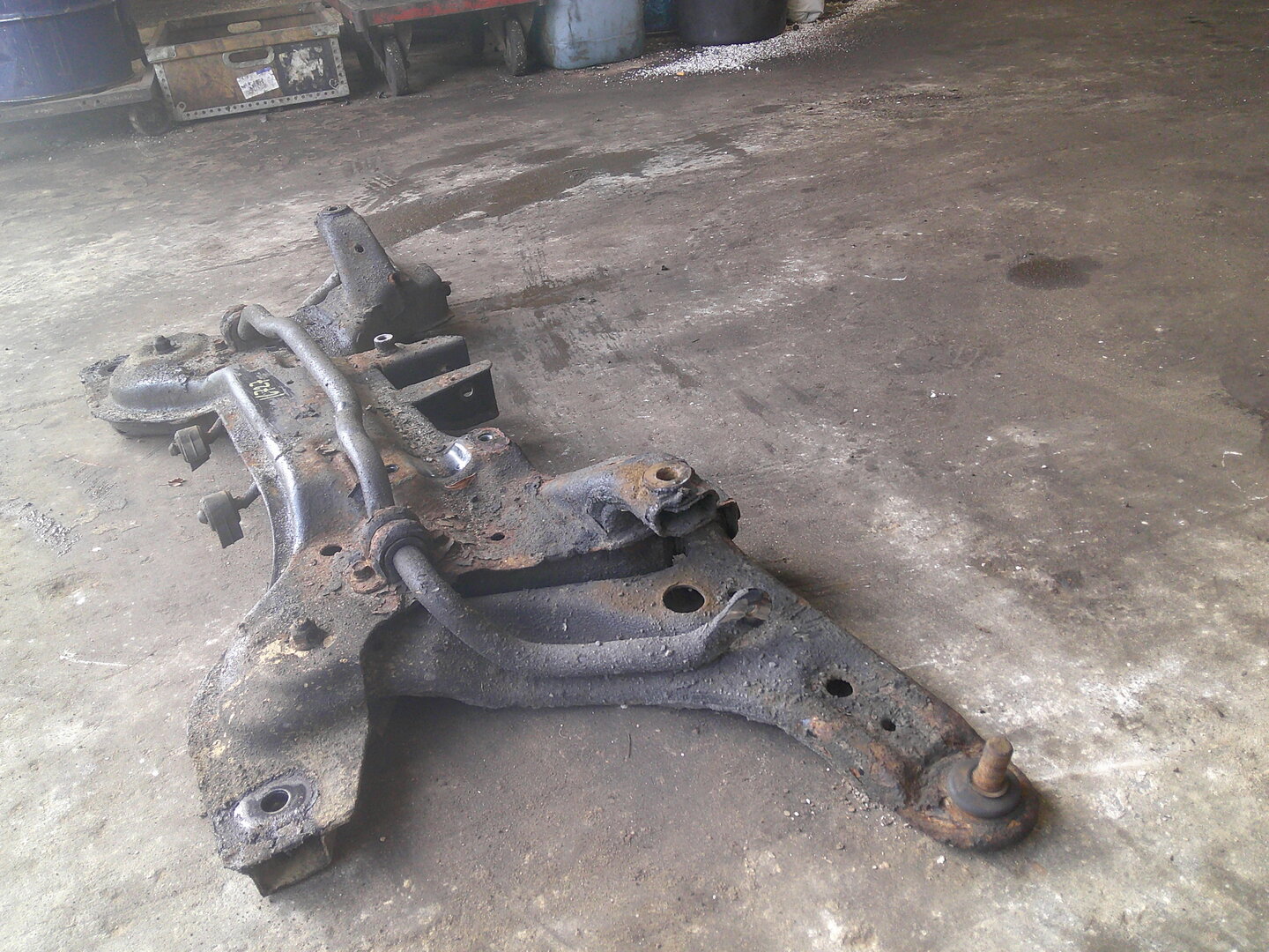 Giá Đỡ Động Cơ Kia Morning / Picanto Mã phụ tùng 6240007000