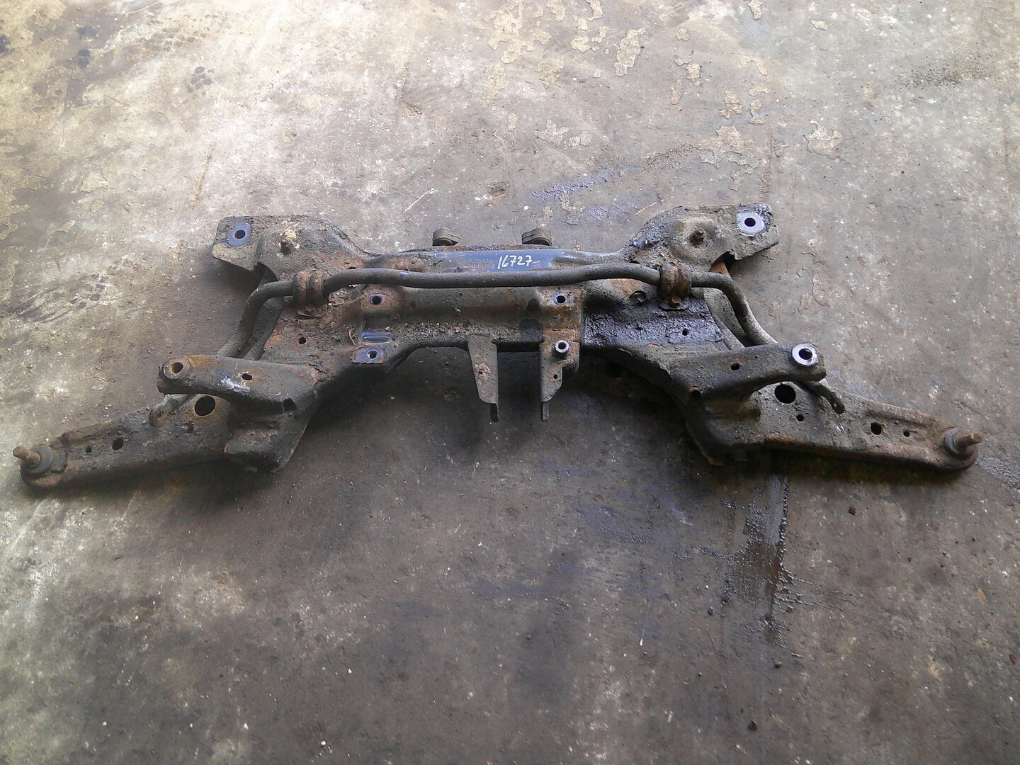 Giá Đỡ Động Cơ Kia Morning / Picanto Mã phụ tùng 6240007000