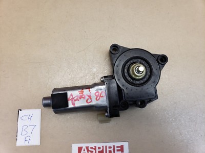 Mô Tơ Lên Xuống Kính Cửa Trước Trái Kia Carens / rondo Mã phụ tùng 824501D000