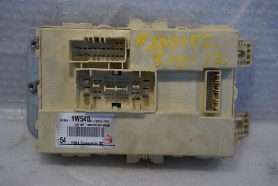 Hộp Cầu Chì Trong Xe Kia Rio Mã phụ tùng 919501W540