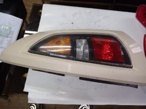 Đèn Pha Trái ( Mí Trắngcó Điều Khiển Điện) Kia koup OEM 921011M001