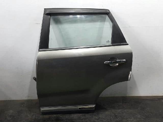 Cánh Cửa Sau Trái Kia Sorento Mã phụ tùng 770032p010