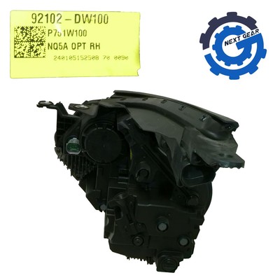 Đèn Pha Phải Kia Sportage Mã phụ tùng 921023w100