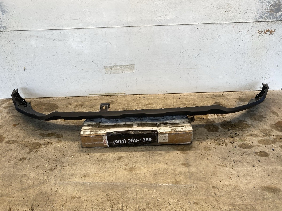 Cản Trước Miếng Dưới Kia Sorento Mã phụ tùng 865122P100