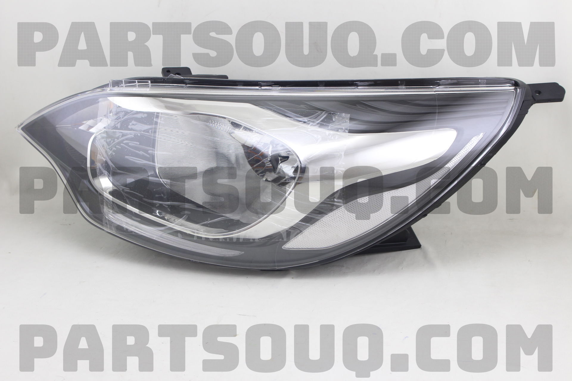 Đèn Pha Trái - Không Led Kia Rio OEM 921011W010