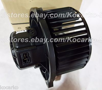 Quạt Giàn Lạnh Trong Xe Kia Carens / rondo Mã phụ tùng 971131D000