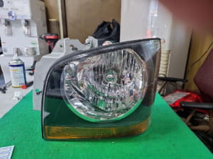 Đèn Pha Trái Kia Frontier Mã phụ tùng 0K61E51040D