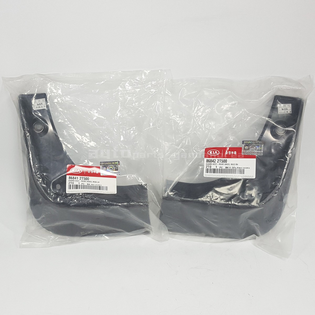 Chắn Bùn Bánh Xe Sau Phải Kia Morning / Picanto Mã phụ tùng 868421Y500