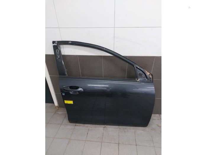 Cánh Cửa Trước Phải Kia Rio Mã phụ tùng 76004h8000