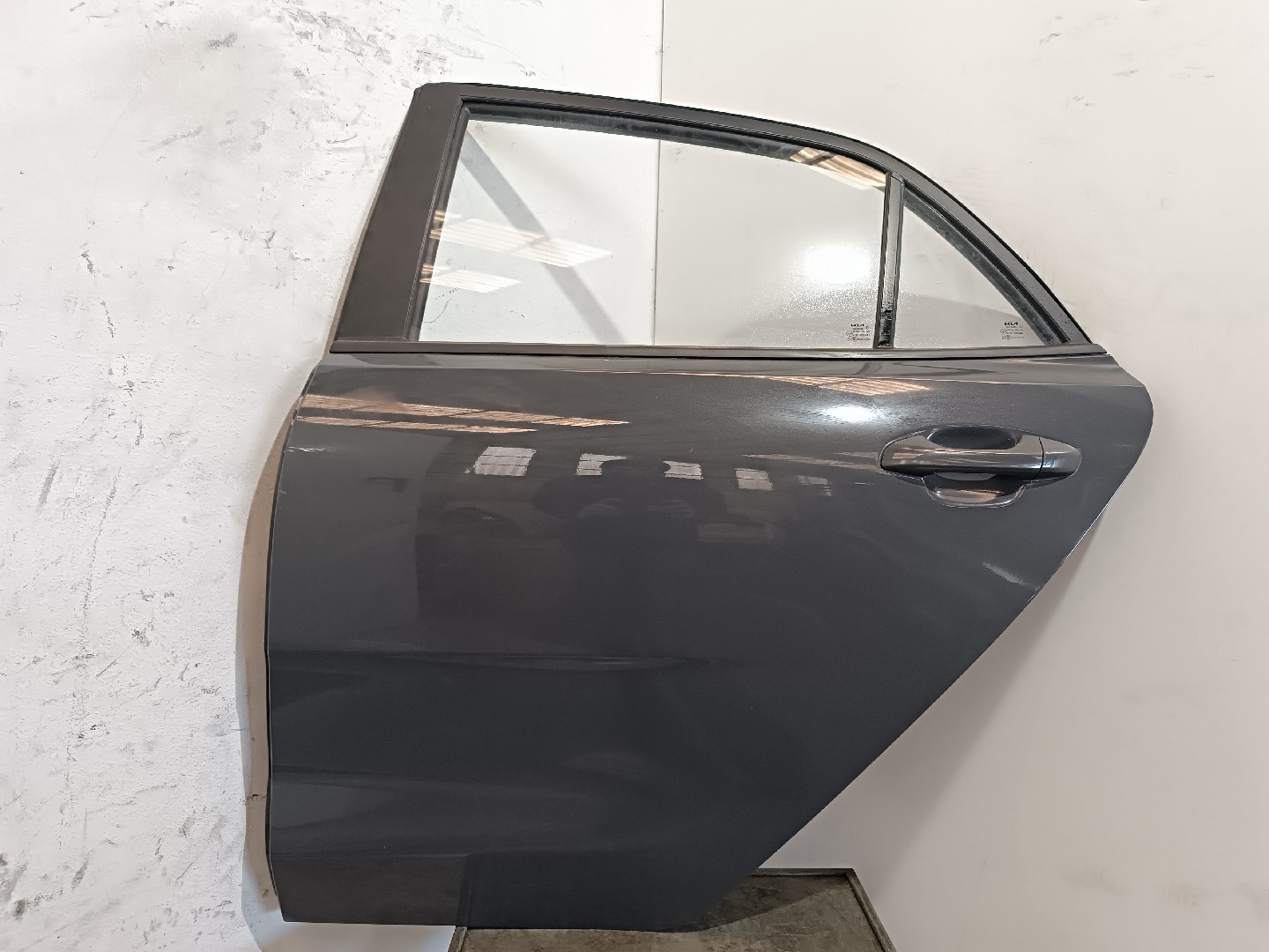 Cánh Cửa Sau Trái Kia Rio Mã phụ tùng 77003h8000
