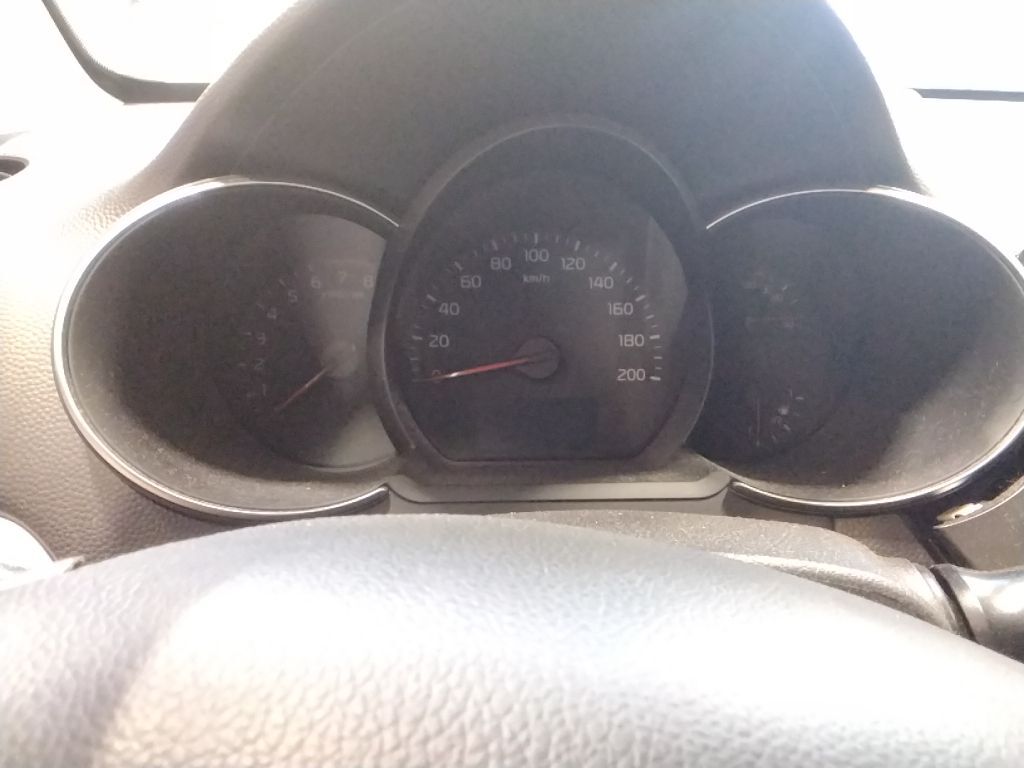 Bảng Táp Lô Màu Đen Kia Morning / Picanto Mã phụ tùng 847101Y200EQ