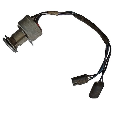 Công Tắc Đèn Phanh 2 Giắc Điện Kia Forte / Cerato Mã phụ tùng 938102E000
