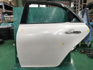 Cánh Cửa Sau Trái Kia Morning / Picanto Mã phụ tùng 770031Y020