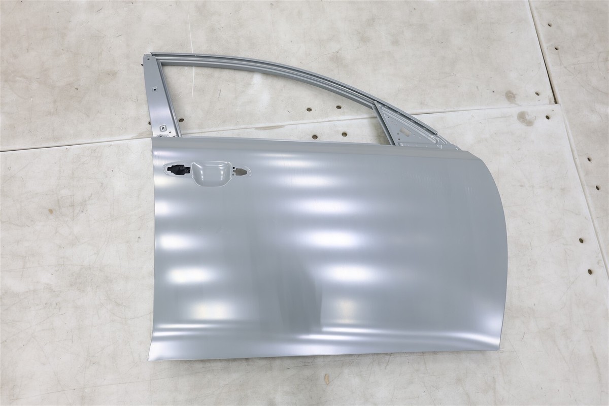 Cánh Cửa Trước Phải Kia Optima / k5 Mã phụ tùng 76004d4000