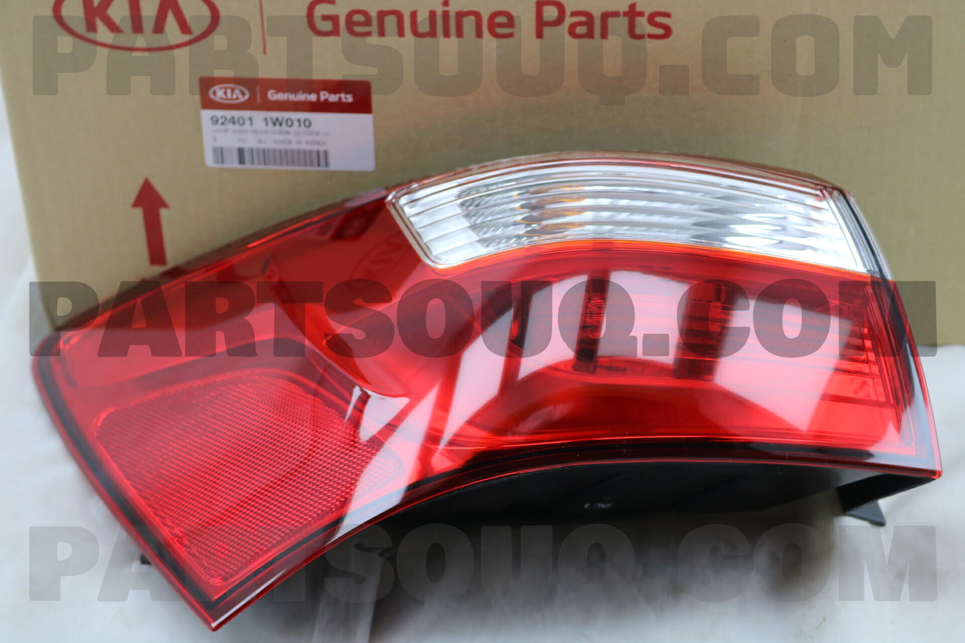 Đèn Hậu Ngoài Trái- Không Led Kia Rio Mã phụ tùng 924011W010