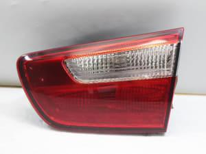 Đèn Hậu Trong Phải Có Led Kia Rio Mã phụ tùng 924041W050