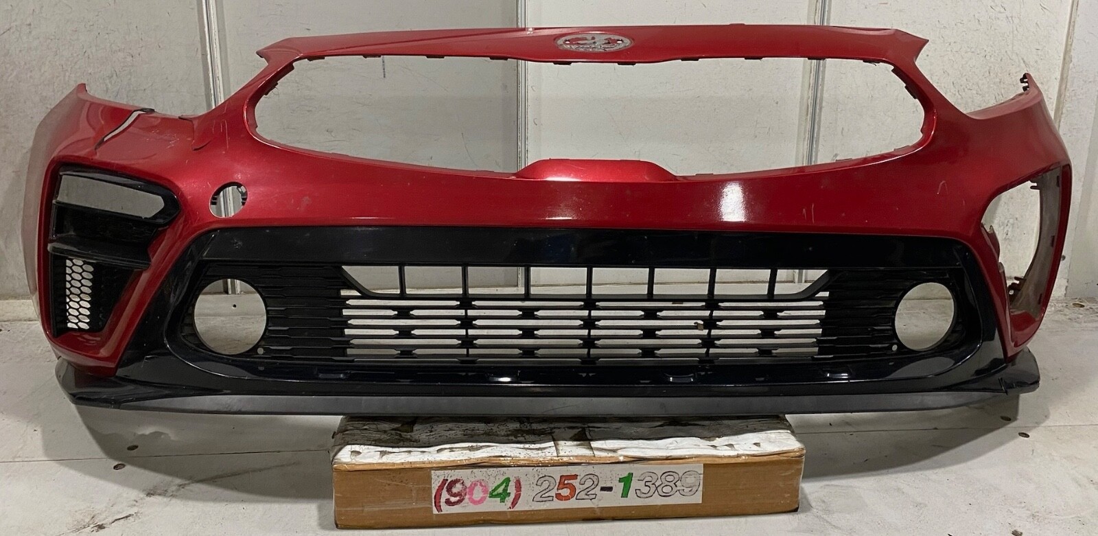 Cản Sau Có Lỗ Cảm Biến Kia Forte / Cerato Mã phụ tùng 86611A7810