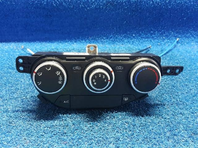 Cụm Công Tắc Điều Khiển Điều Hòa Kia Morning / Picanto Mã phụ tùng 972501y050