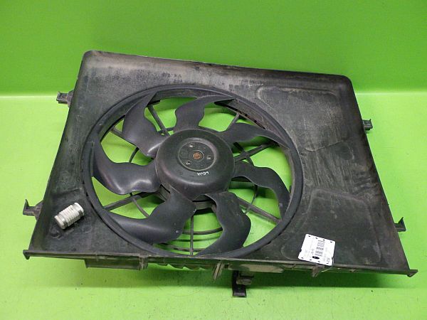 Quạt Két Nước Kia Forte / Cerato OEM 253802H050