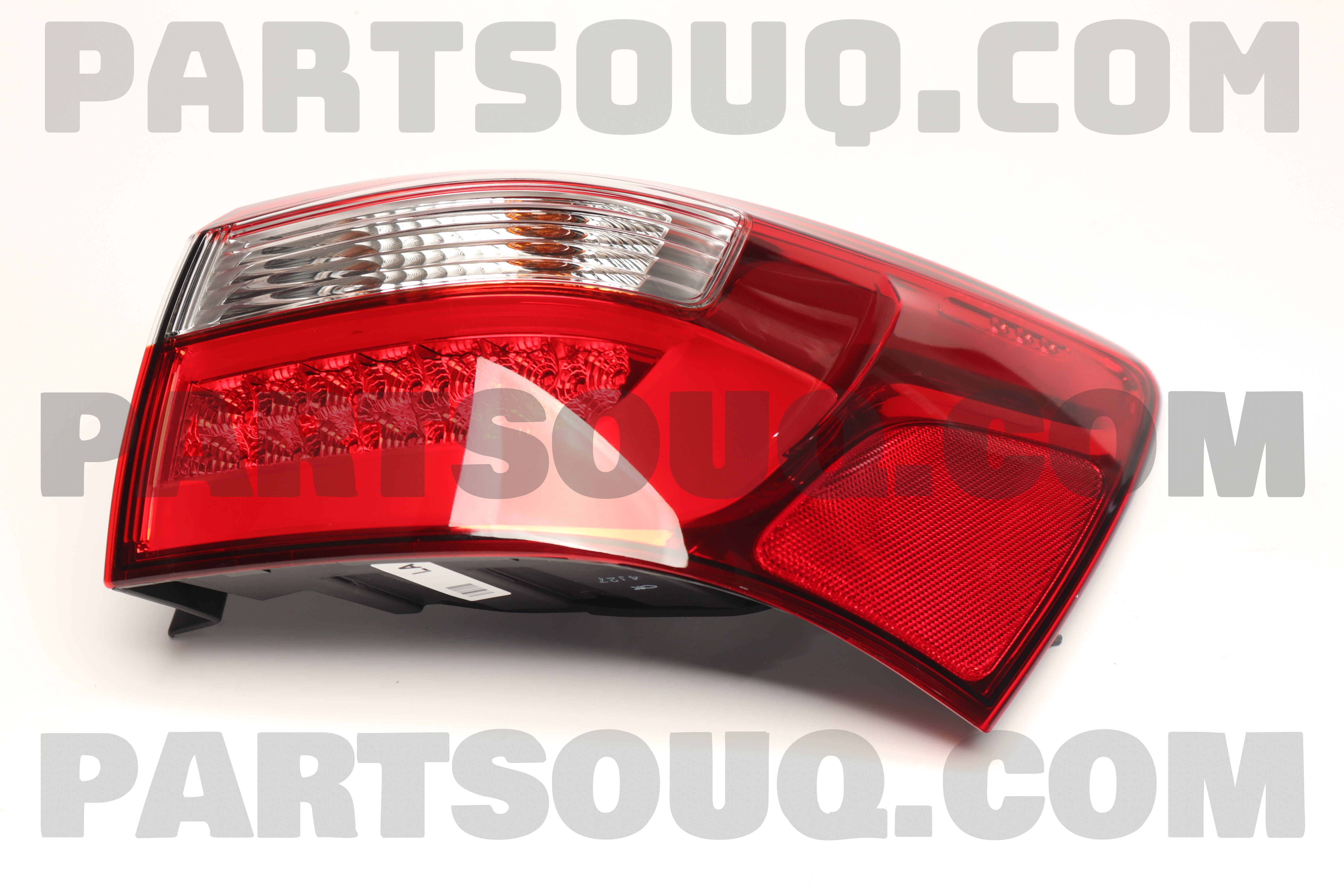 Đèn Hậu Ngoài Phải Có Led Kia Rio Mã phụ tùng 924021W050