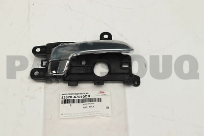 Tay Mở Cửa Trong Phải Kia K3 Mã phụ tùng 82620a7010cr