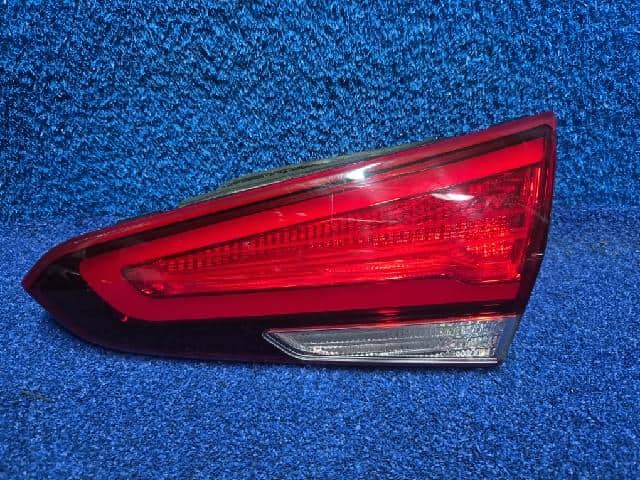 Đèn Hậu Miếng Trong Phải Kia Forte / Cerato Mã phụ tùng 92404a7700