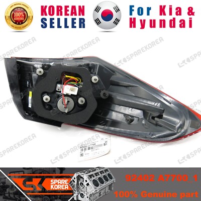 Đèn Hậu Miếng Trong Phải Kia Forte / Cerato Mã phụ tùng 92404a7700