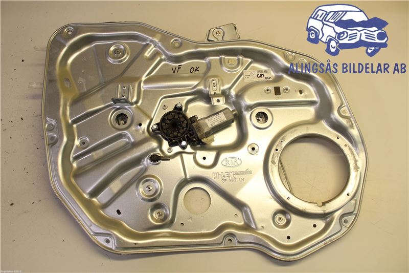 Compa Nâng Hạ Kính Cánh Cửa Trước Trái Kia Sorento Mã phụ tùng 824012p010